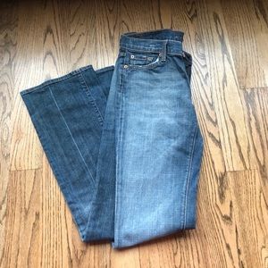 Amazing!  seven 7 for all mankind bootcut jeans 💙